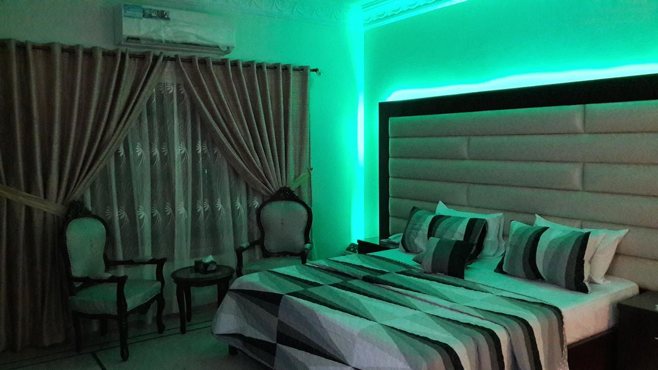 Hotel Seven 7 Karachi Exterior foto